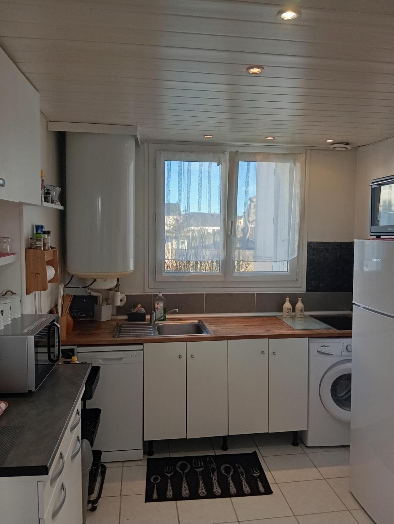 Appartement Confortable Dreux ภายนอก รูปภาพ
